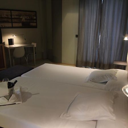 Hotel Almirante Феррол Экстерьер фото